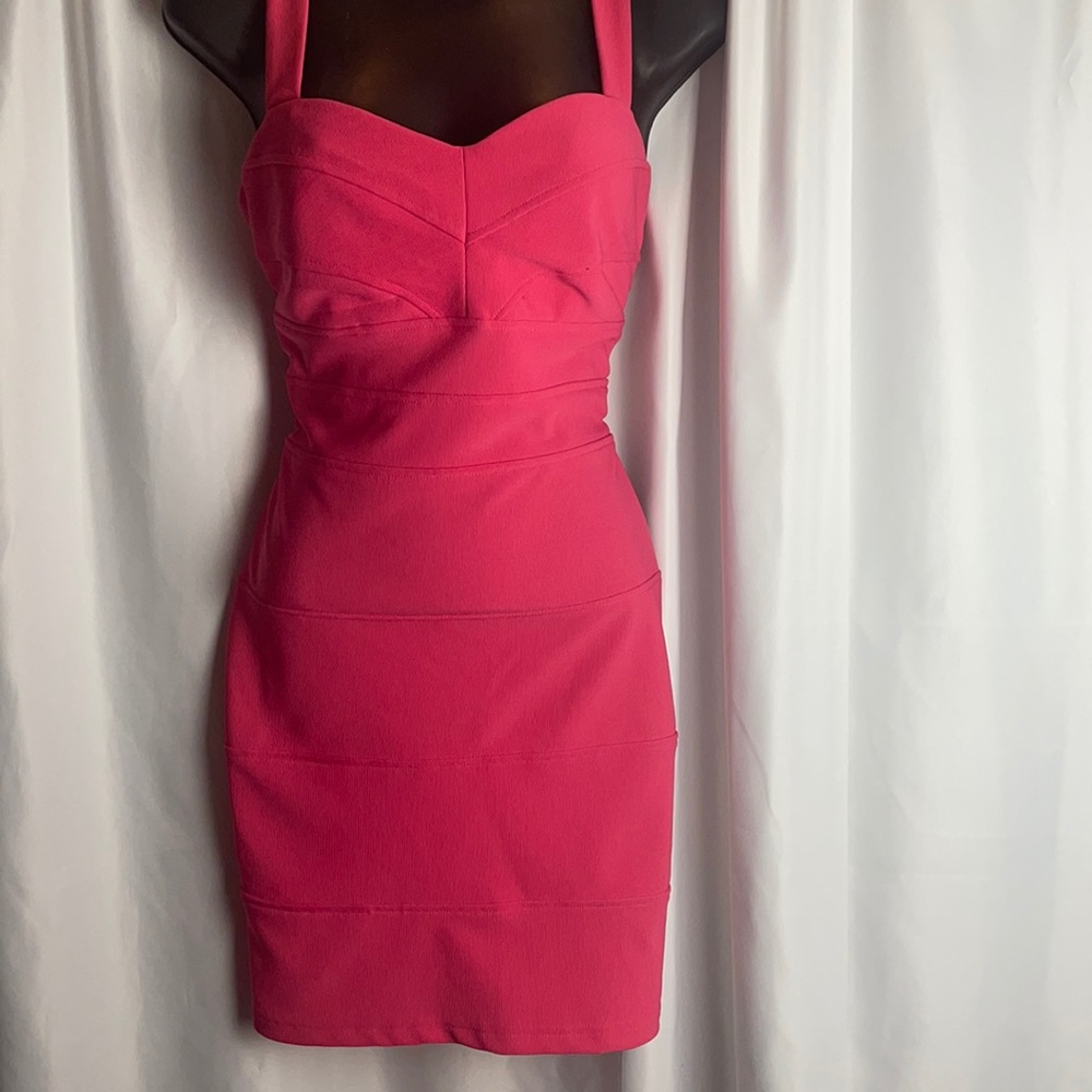 GROUPE DYNAMITE PINK BODYCON DRESS SIZE MEDIUM